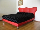 letto-imbottito-in-pelle-betty