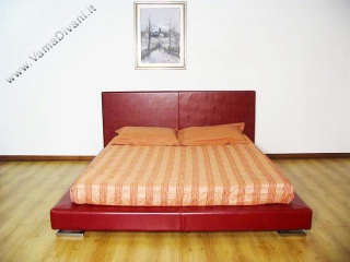 letto-imbottito-in-pelle-rita