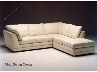 divano-in-pelle-angolare-swing