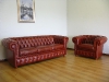 Poltrona e divano chesterfield in pelle vintage