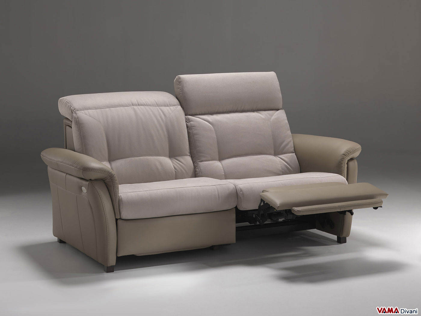Divano letto matrimoniale elettrico ~ avienix.com for .