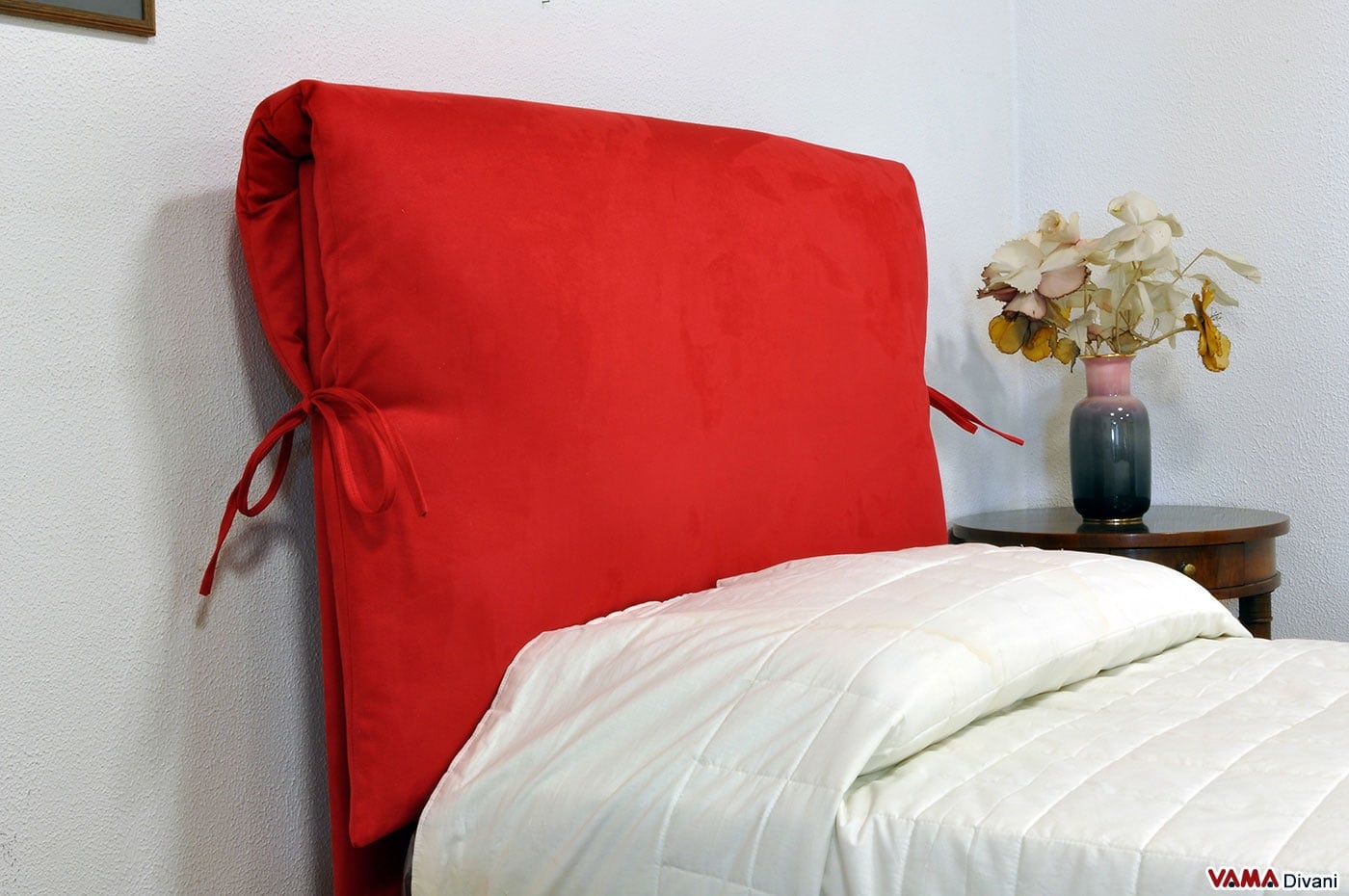 Testiera letto con vano contenitore: oltre idee su testiera ...