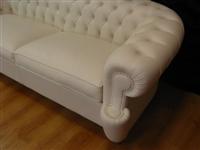 Divano Chesterfield in capitonnè