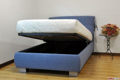 Letto contenitore una piazza e mezzo con testata imbottita