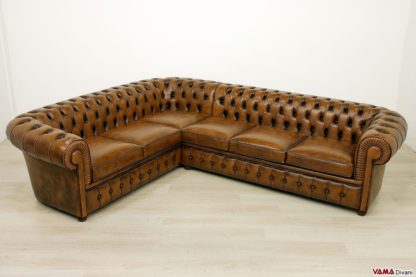 Divano Chester angolare in pelle vintage marrone