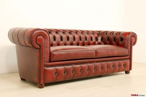 Divano Chesterfield rosso antico in pelle