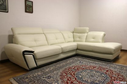 Divano moderno ad angolo con penisola