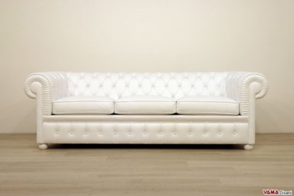 Divano Chesterfield bianco