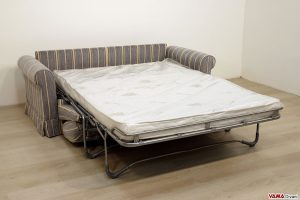 Divano letto matrimoniale in stile classico