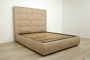 Letto matrimoniale moderno in ecopelle su misura