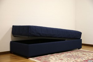 Letto contenitore singolo sommier senza spalliere in tessuto blu