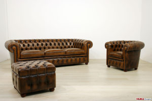 Originale salotto Chesterfield in stile inglese