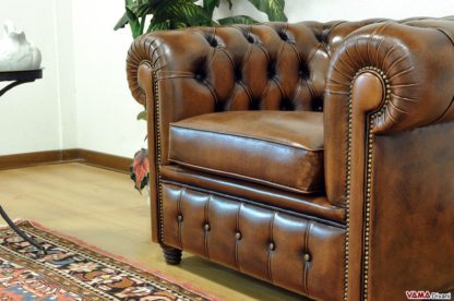 Poltrona Chester in pelle marrone vintage