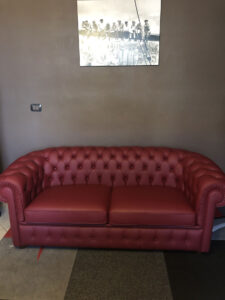 Divano Chesterfield rosso 200 cm recensione cliente Cuneo