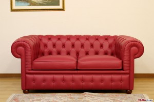 divano chesterfield 2 posti rosso veneziano in vera pelle