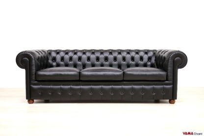 Divano Chesterfield nero