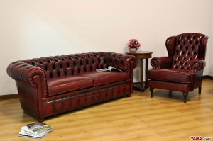 Salotto Chesterfield in vera pelle rossa