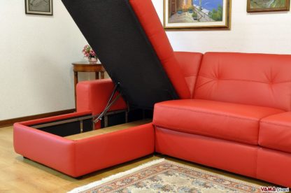 Chaise longue contenitore in pelle rossa
