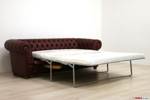 Divano letto Chesterfield in pelle rossa