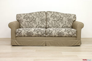 Divano letto 140 cm con tessuto classico a fiori