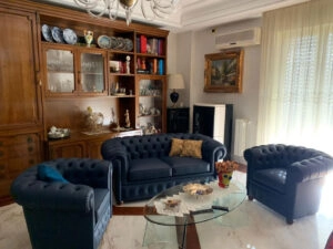 Foto recensione salotto Chesterfield VAMA in casa del cliente