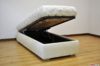 Letto con contenitore singolo resistente con piedi in acciaio