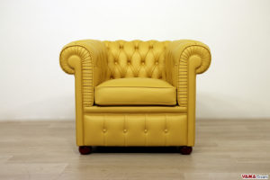 Poltrona Chester piccola gialla in pelle