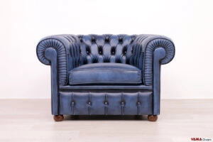 Poltrona Chesterfield blu vintage in pelle