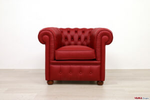 Piccola poltrona Chesterfield in ecopelle rossa