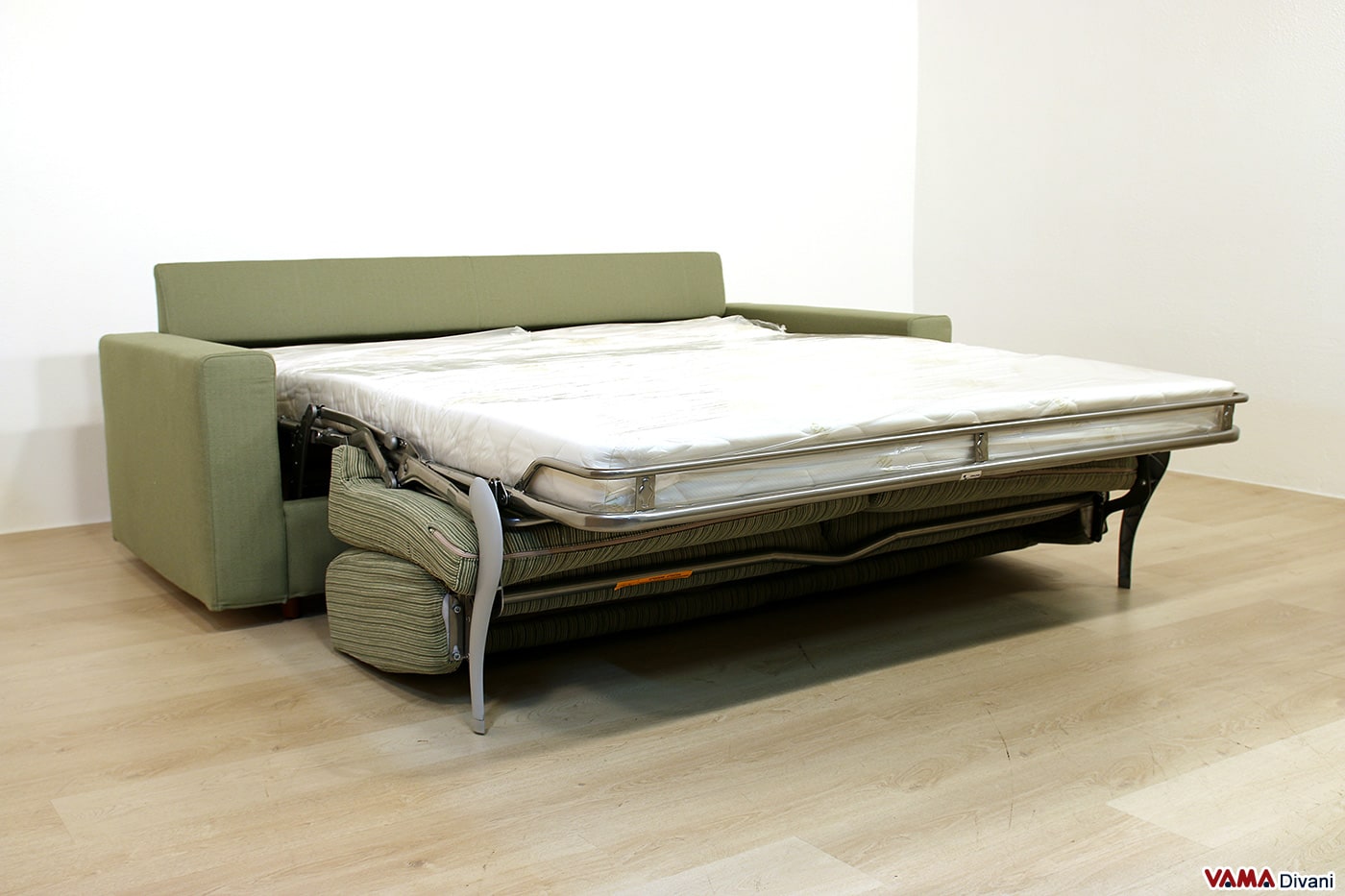 Divano Letto Pronto.Divano Letto Ecomatrix Vama Divani