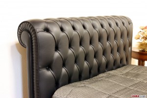 Testata letto chesterfield in pelle nera