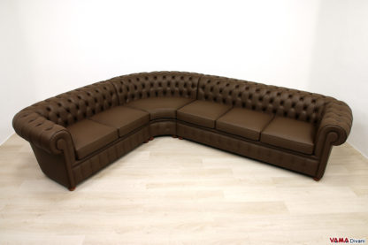 Divano Chesterfield angolare in pelle marrone