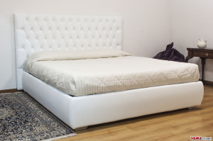 Letto in pelle Aswan