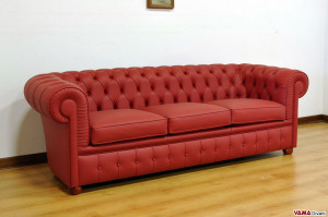 Divano Chesterfield in Occasione Rosso 3 Posti