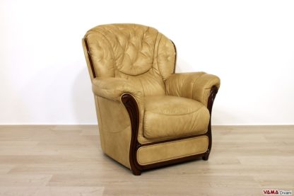 Poltrona classica in pelle e legno a vista
