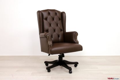 Poltrona da ufficio classica in pelle marrone