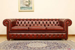 Divano Chesterfield rosso invecchiato