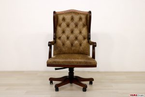 Poltrona ufficio classica in pelle di design vintage