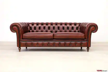 Divano Chesterfield Roma in pelle ruggine invecchiata a mano