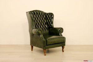 Poltrona classica in capitonnè in pelle verde