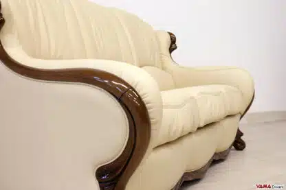 Bracciolo divano di lusso in pelle e legno lavorato