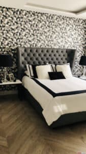 Letto moderno capitonné in pelle grigia, recensione cliente di Brescia