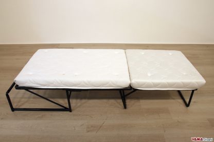 Pouf letto singolo aperto