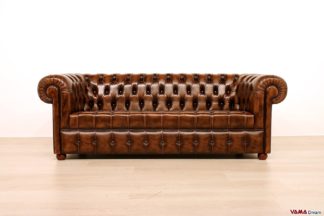 Divano Chesterfield con seduta capitonnè