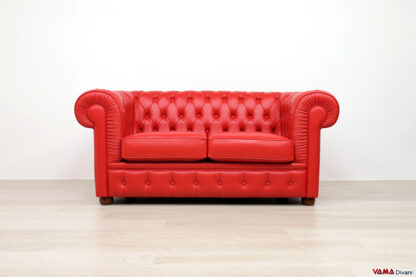 Divano Chesterfield 2 posti rosso in vera pelle