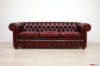 Divano Chesterfield 3 posti in pelle rossa anticata