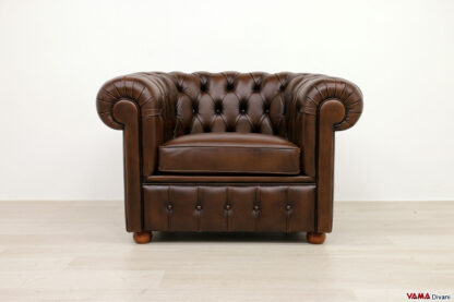 Poltrona Chesterfield London in pelle asportabile marrone