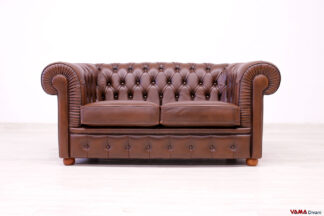 Divano Chesterfield 2 posti marrone cuoio in offerta