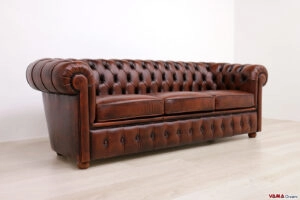 Divano Chesterfield 3 posti in pelle vintage ruggine