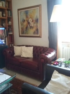 Divano Chesterfield 2 posti vintage recensione cliente Alghero Sardegna